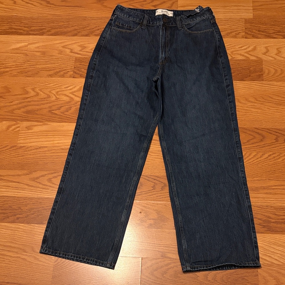 NWT Women’s Hollister High-Rise Baggy  Jeans in Dark Blue Denim